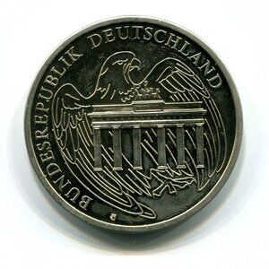 1993 Germany 1000 Jahre Potsdam Medal (b735-24)